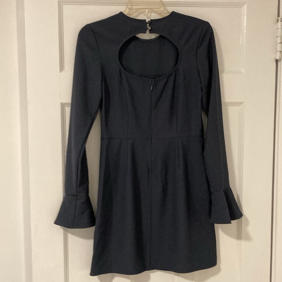 Leith Nordstrom bell sleeve dress size small - Picture 3 of 6